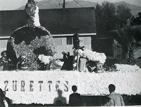 homecoming float with Azurettes 